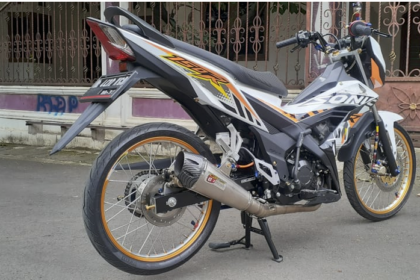 Spesifikasi honda sonic 150r