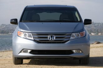 Honda odyssey sliding open recalled driving doors could while over 2731 autoevolution