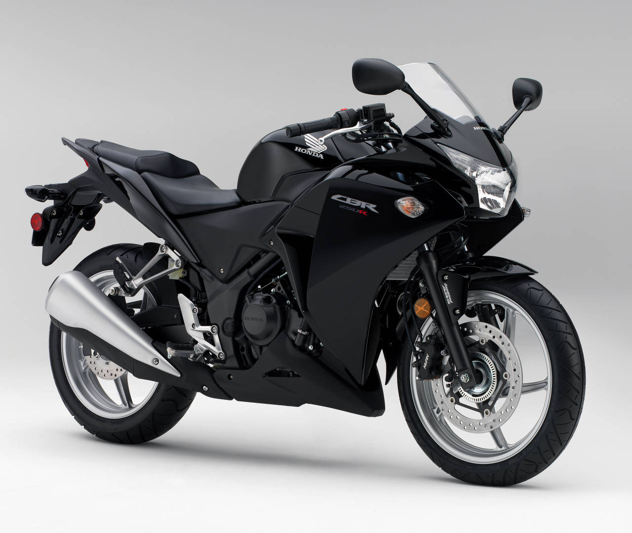 Spesifikasi honda cbr 250 2 silinder