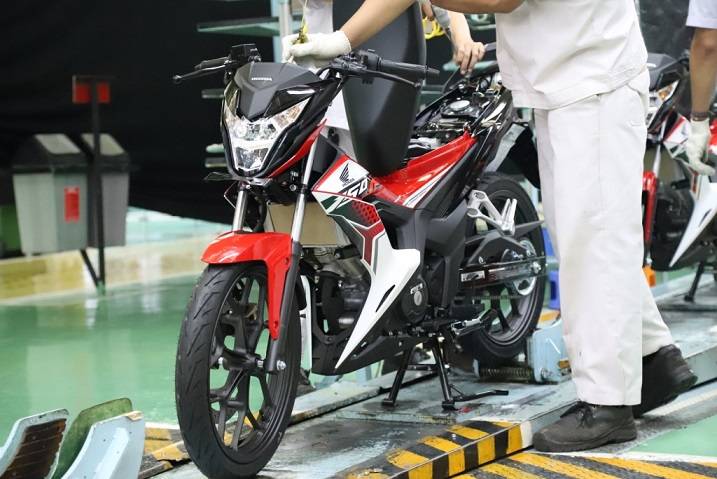 Spesifikasi honda sonic 150r