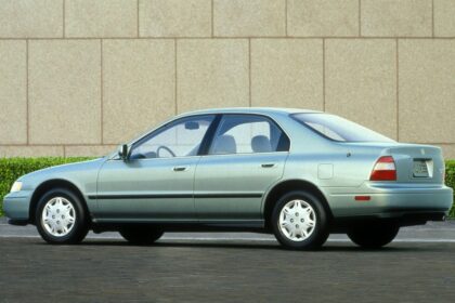 Honda accord 1994 spesifikasi