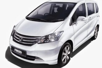 Honda freed 2014 spesifikasi