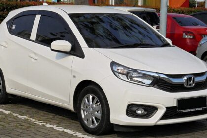 Brio satya mobilmo ternyata lho ditunggu banget varian putih keluar kenapa alasannya belum warna sporti lansiran berbeda nan mungil hatchback