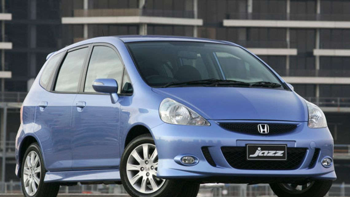 Spesifikasi honda jazz 2006 matic