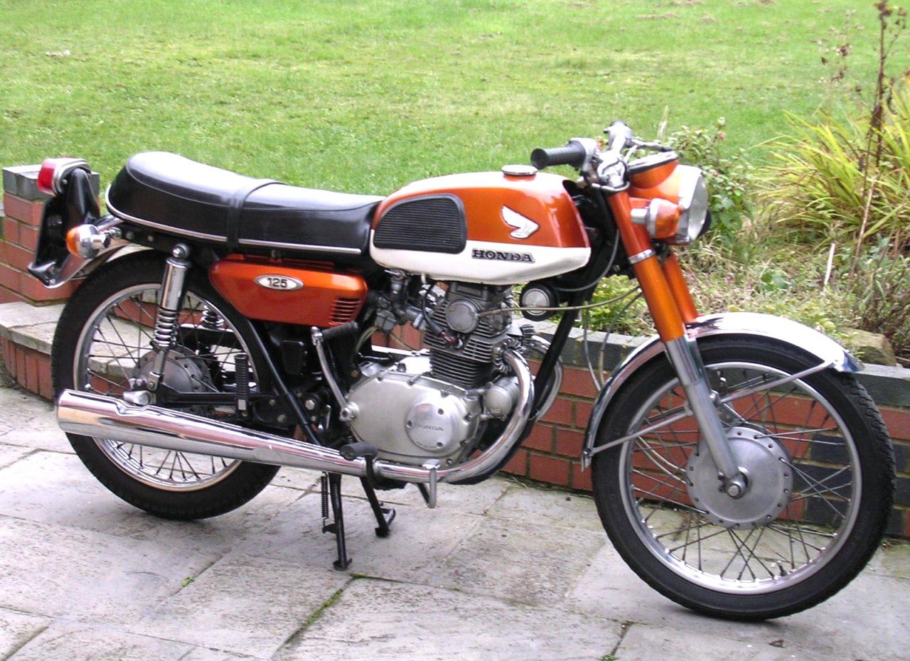 Spesifikasi honda cb 125 twin