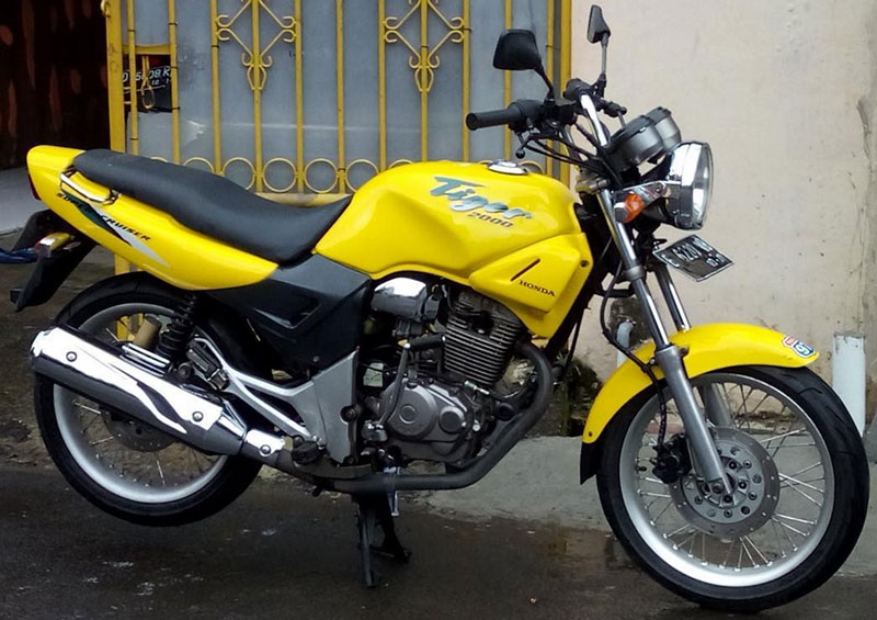 Spesifikasi honda tiger 2000