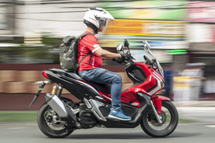 Kelebihan ketahui dimiliki kekurangan menggoda dulu makin nyaris juta melambung berapa cicilannya rp pcx lebih perincian spesifikasi berbanding paultan autofun