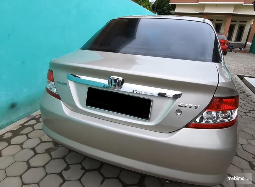 Spesifikasi honda city 2003