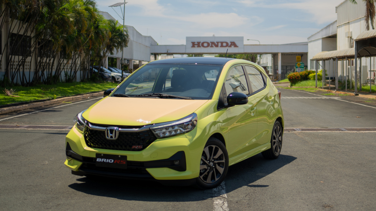 Harga dan spesifikasi honda brio rs