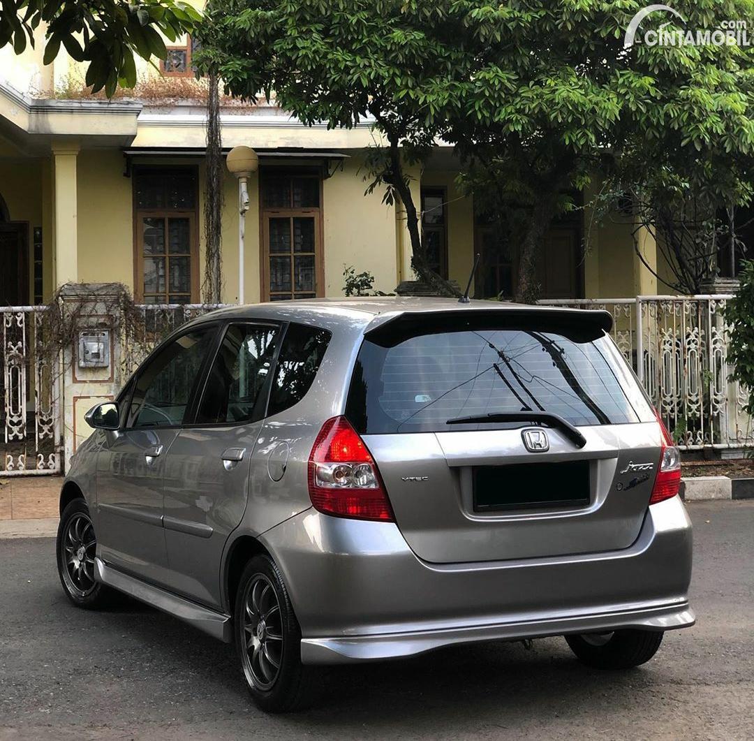 Spesifikasi honda jazz vtec 2005