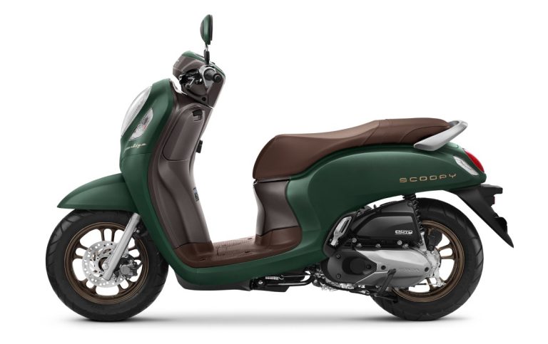 Scoopy sporty irit spesifikasi bergaya tetap namun fitur unggulan novriadi