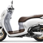 Harga dan spesifikasi motor honda scoopy terbaru