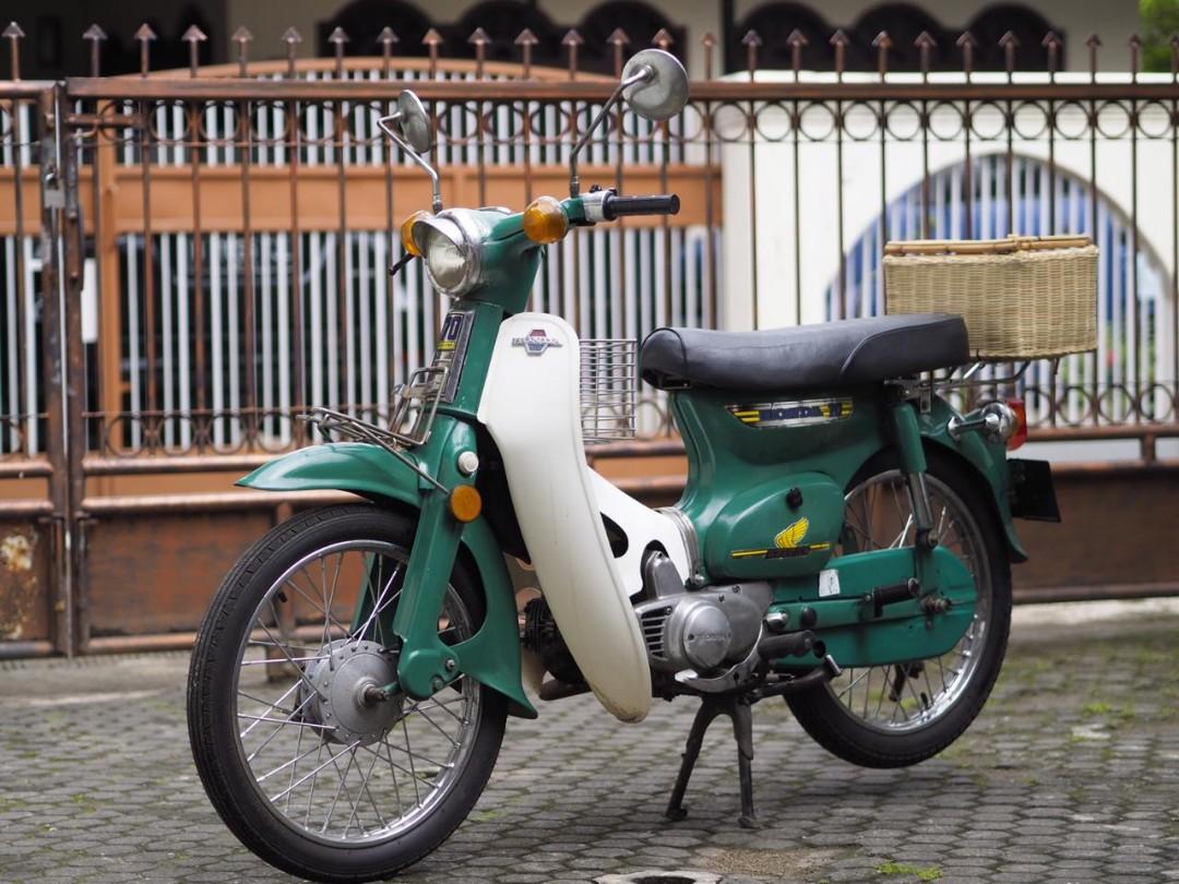 Spesifikasi honda c70 tahun 1979