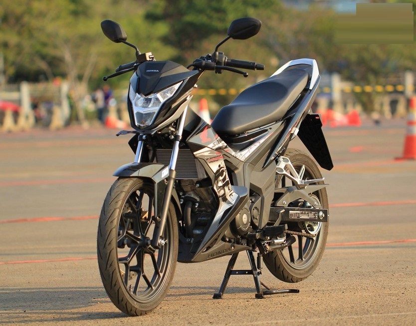 Sonic 150r warna terbaru indomoto pilihan jutaan mulai masih